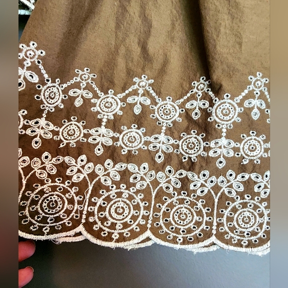 Abercrombie and fitch olive green off the shoulder eyelet detail top size xs - Picture 6 of 7